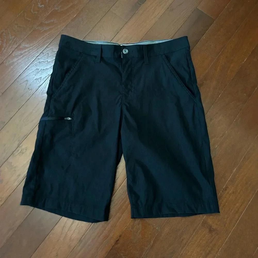 Weatherproof Vintage Packable Hybrid Trail Shorts Color black Sz 32 excellent